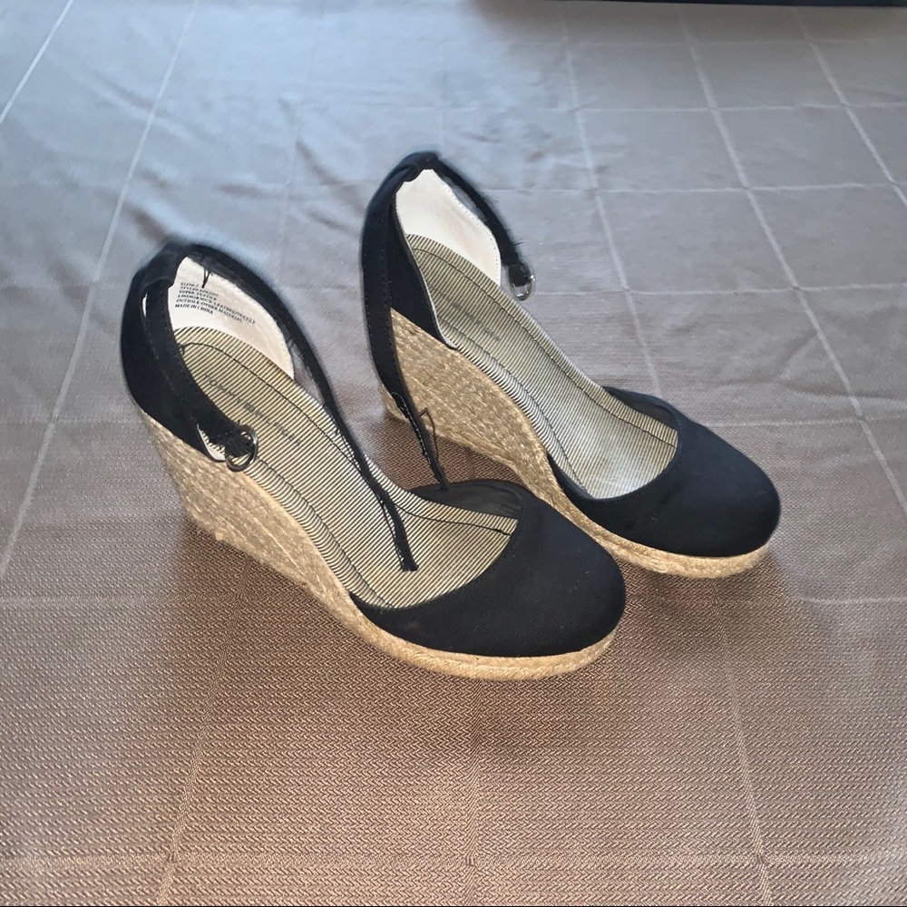Tommy Hilfiger black wedges